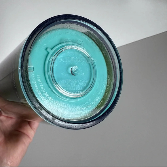 Starbucks Seattle Local Collection Cold Cup Tumbler Venti 24 oz - Picture 9 of 15